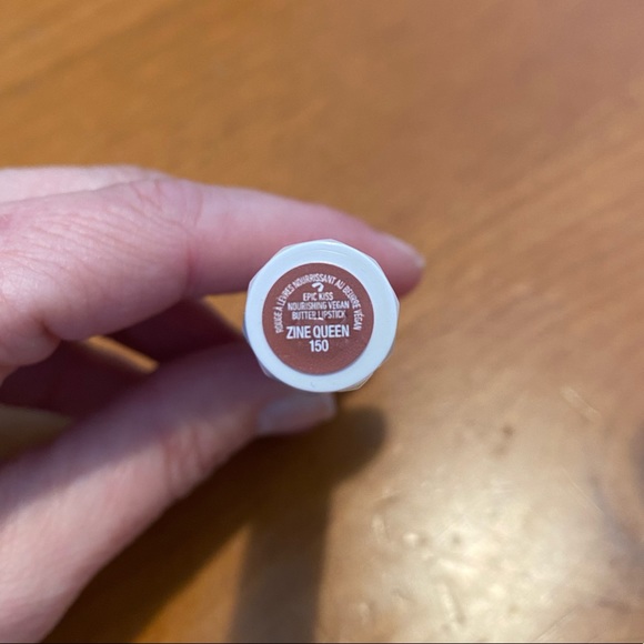 Kat Von D Epic Kiss Lipstick - Picture 8 of 13